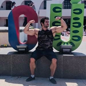 Meet your Posher, Thomas